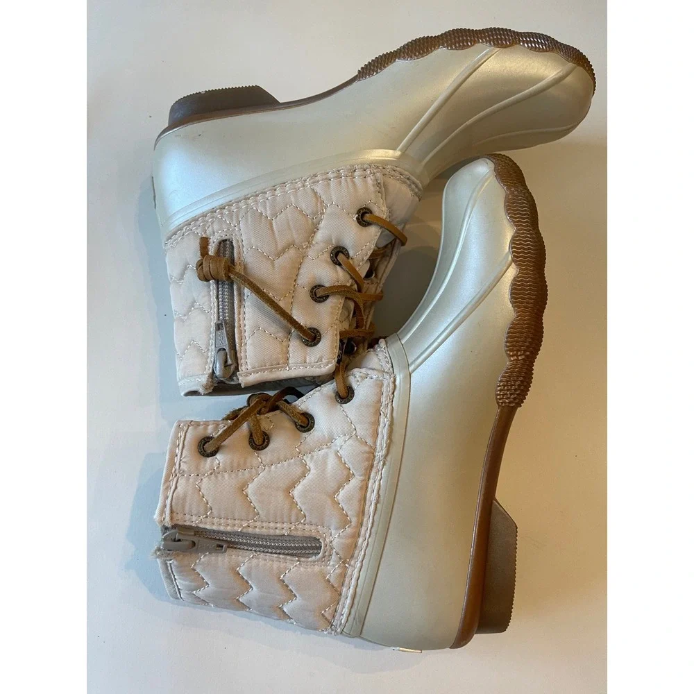 Sperry Kids Saltwater Pearl White Quilted Waterproof Duck Boots